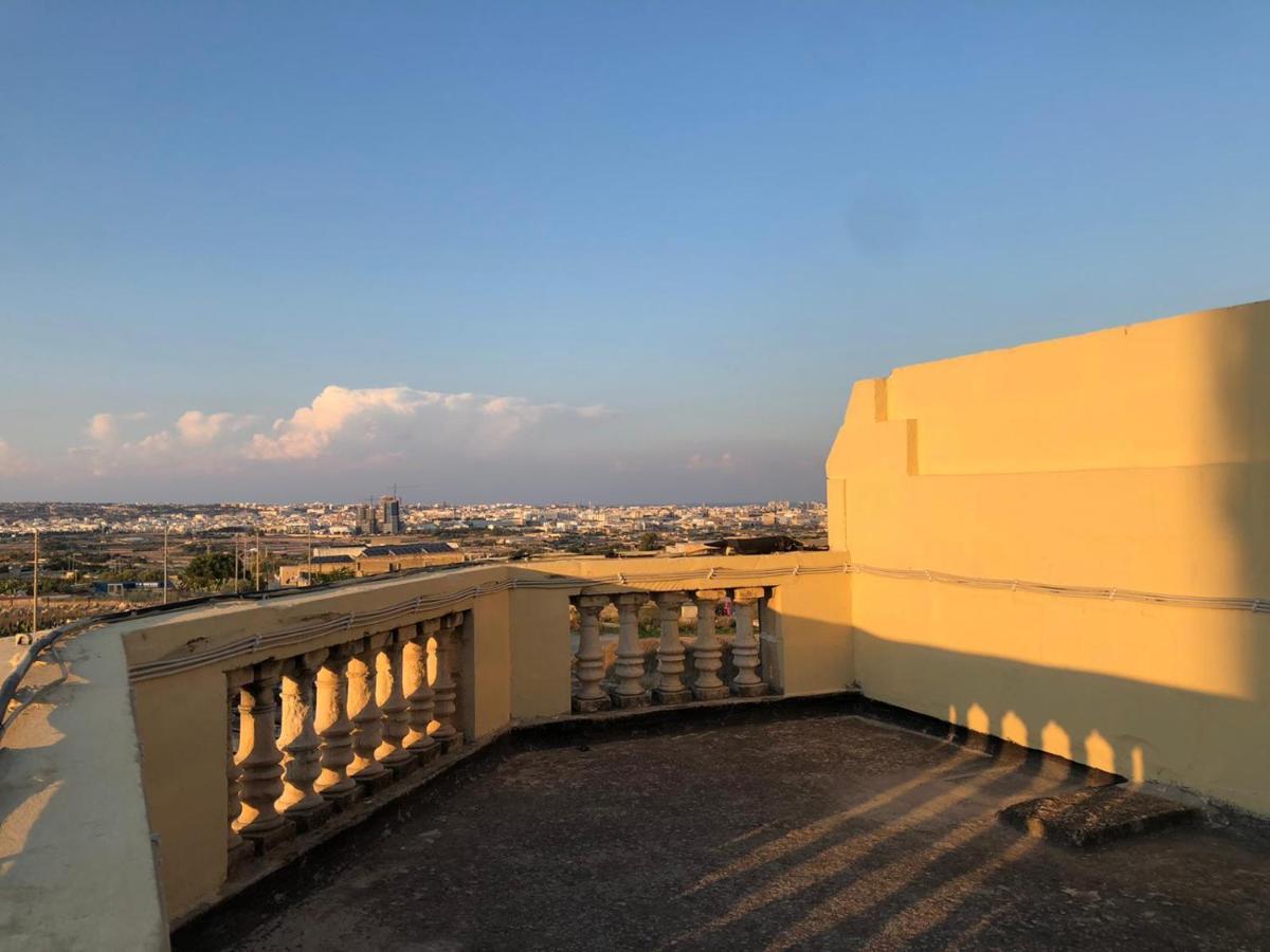 Oleander Butts Inn Żebbuġ Eksteriør billede